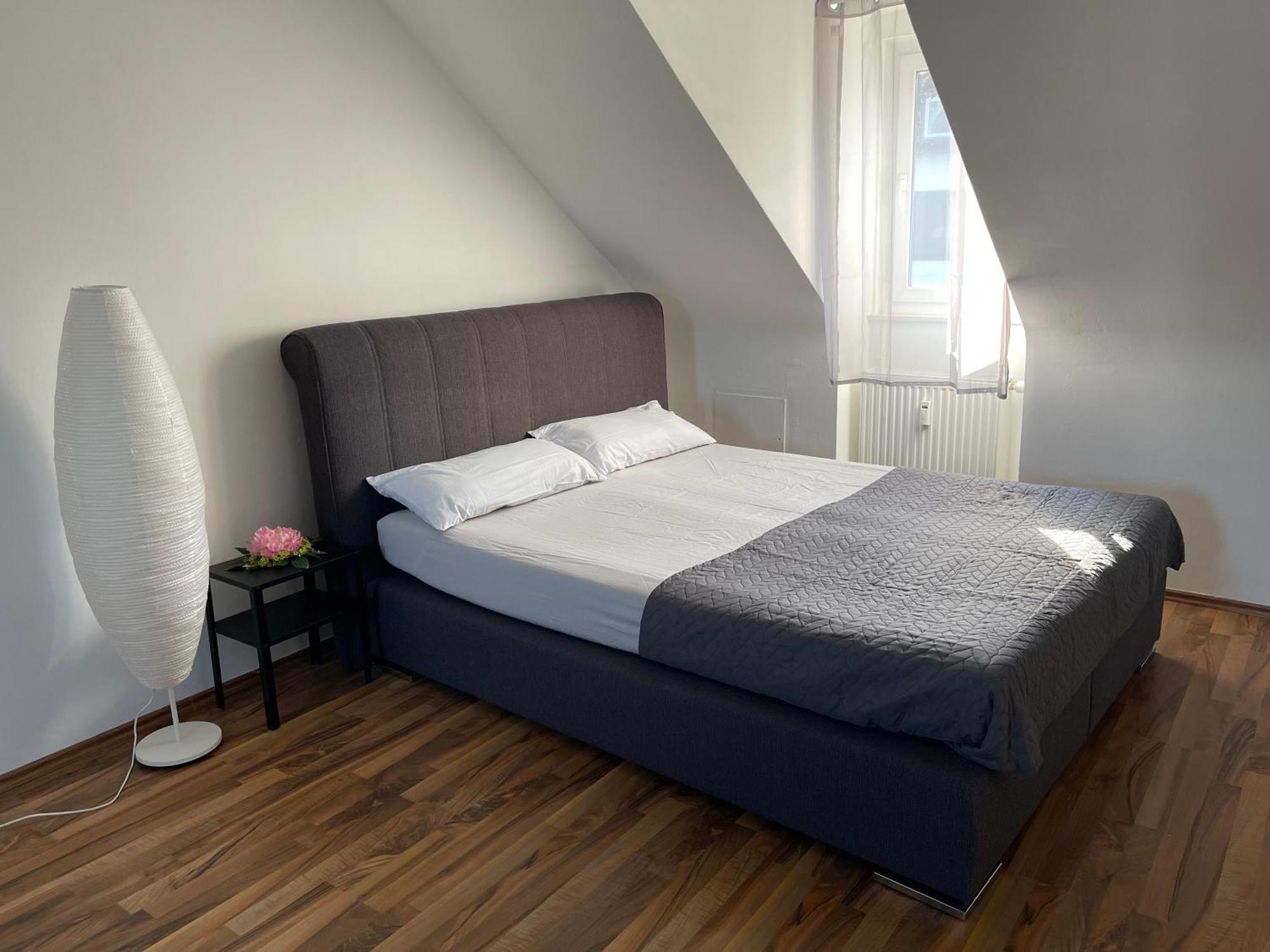 Geraeumige 3-Zimmer-Ferienwohnung Im Herzen Von كاسيل المظهر الخارجي الصورة