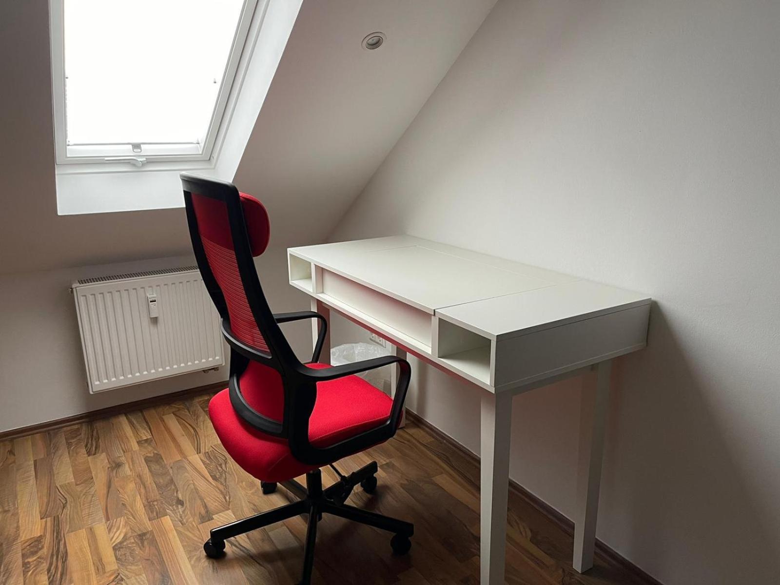 Geraeumige 3-Zimmer-Ferienwohnung Im Herzen Von كاسيل المظهر الخارجي الصورة