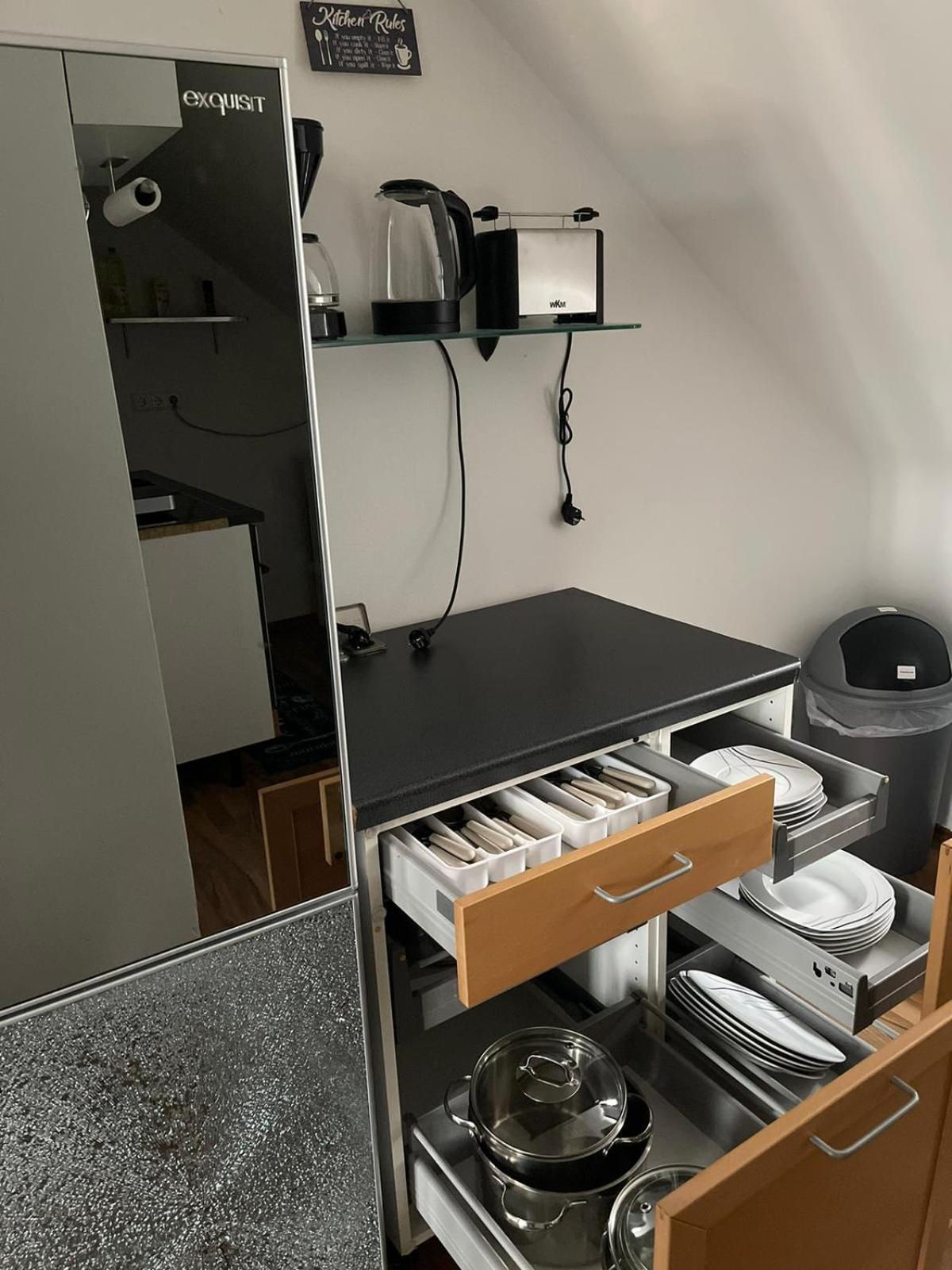 Geraeumige 3-Zimmer-Ferienwohnung Im Herzen Von كاسيل المظهر الخارجي الصورة