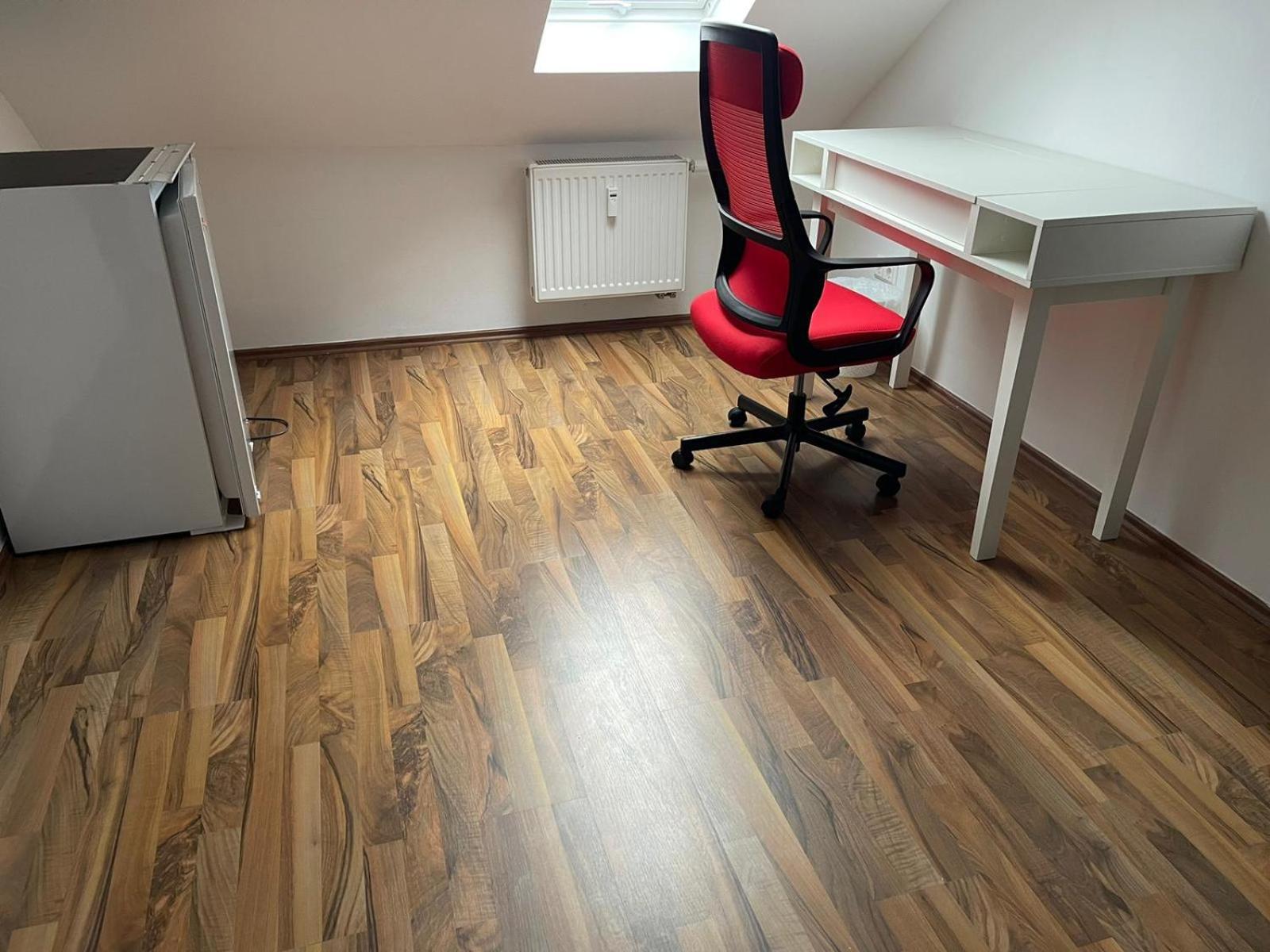 Geraeumige 3-Zimmer-Ferienwohnung Im Herzen Von كاسيل المظهر الخارجي الصورة