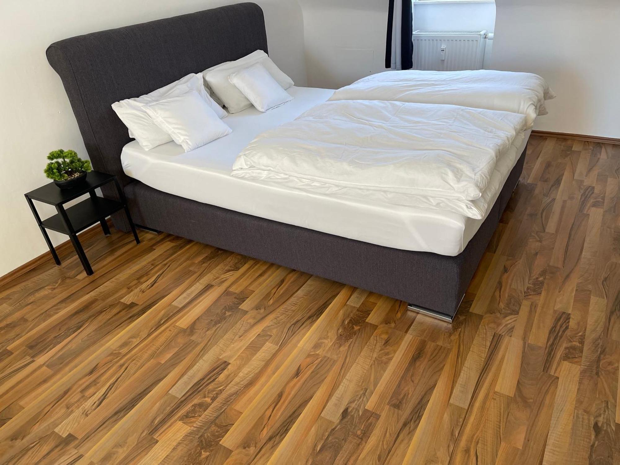 Geraeumige 3-Zimmer-Ferienwohnung Im Herzen Von كاسيل المظهر الخارجي الصورة